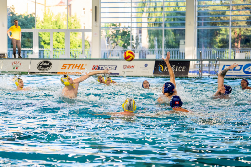 Prvé finále Extraligy v NOCKE, ŠK Hornets vs KVP Nováky 8:18