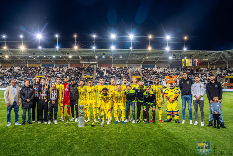 Večer šampiónov v košickej futbalovej aréne s ŠK Hornets Košice 10.5.2025