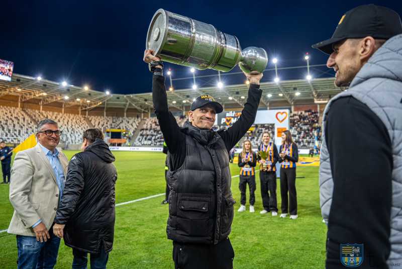 Večer šampiónov v košickej futbalovej aréne s ŠK Hornets Košice 10.5.2025