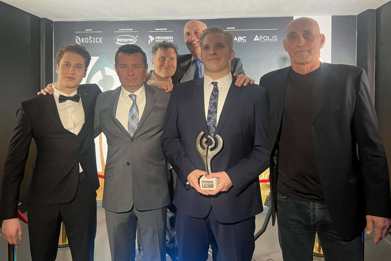 Naše Sršne s oceneniami v ankete ŠOK 2025 a Objav roka SPF 2025