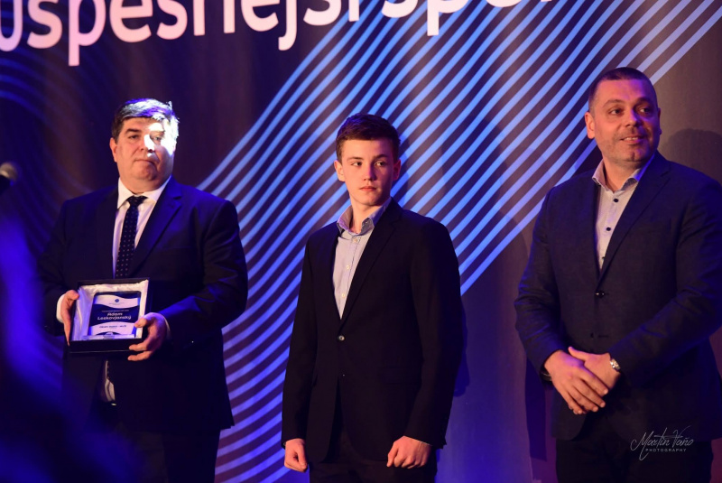 Naše Sršne s oceneniami v ankete ŠOK 2025 a Objav roka SPF 2025