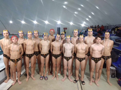 Spokojné mladé sršne na ďalšom turnaji skupiny Východ Letných MSR v domácom bazéne